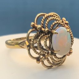 Unique 14K Opal Ring ~ Size 7 ~