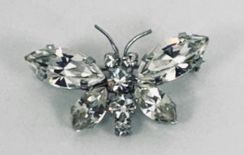 SPARKLING SILVER TONE BUTTERFLY BROOCH MADE IN AUSTRIA