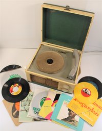 Playtime Phonograph Model 210 From V.M. Corp With Bonus 45's - For Parts Or Repair