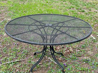 54 Inch Round 6 Spoke Metal Patio Table With Umbrella Hole. Table Top Separates From The Base For Easy