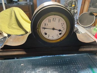 Antique Mantle Clock - New Haven Clock Company - ? Harmony Chime