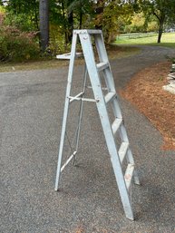 8 Foot Lightweight, Aluminum Folding Ladder