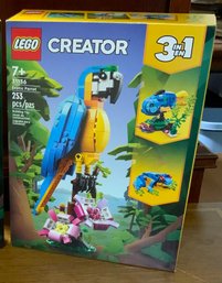 NEW LEGO Creator 3 In 1 Exotic Parrot To Frog To Fish 31136 ~ Animal Figures Building ~