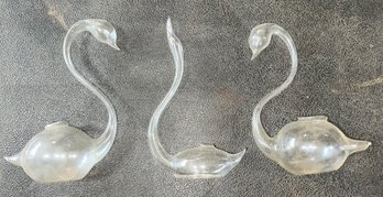 Set Of 3 Vintage Swan Blown Glass PropagatIon Vases