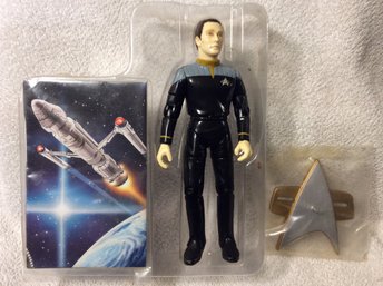 1996 Star Trek First Contact Lt. Commander Data Action Figure New W/O Card