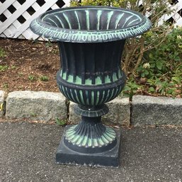 (1 Of 2) Nice Large Vintage Cast Metal Garden Urn With Fantastic Verdigris Finish - Beautiful Vintage Piece