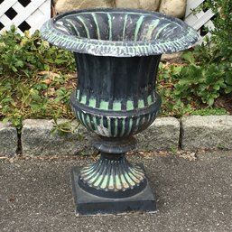 (2 Of 2) Nice Large Vintage Cast Metal Garden Urn With Fantastic Verdigris Finish - Beautiful Vintage Piece