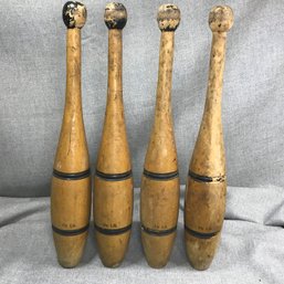 Set Of Four Antique Exercise Clubs / Indian Clubs - 1-1/2' Pound Each - Great Decorative Pieces - Nice !