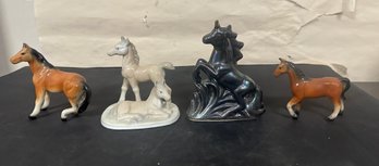 4 Different, Vintage Types Of Ceramic Horse Figurines,  Multicolor & Different Sizes Of Horses. LP/D2