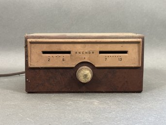 Vintage Anchor Radio Corp. TV Amplifier, Suburbanite Model, 1951