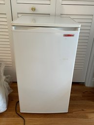 Summit Compact Refrigerator Mini Fridge