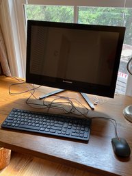 Lenovo Computer 22 Monitor With Keyboard And Mouse