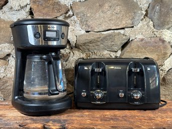 Kitchen Countertop Appliances: Coffee Maker & Toaster