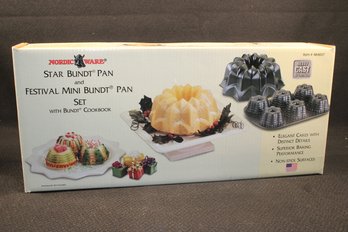 Nordic Ware Star Bundt Pan & Festival Mini Bundt Pan Set With Cookbook New In Box
