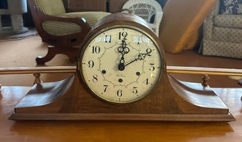 Vintage Wooden Seth Thomas 8- Day Quarter Hour Westminster Chime Mantle Clock With Top Glass Door