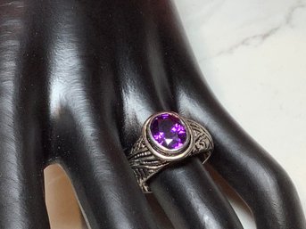 Stunning Amethyst Sterling Silver Ring Size 8  7.58 G.