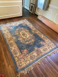 Vintage Sculpted Chinese Rug .