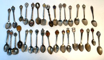 Over 30 Collectible Spoons