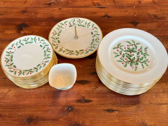 Set Of Lenox Gold Trimmed Fine China - Dimension Collection 'Holiday' Pattern