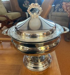 Antique Leonard Silver Bowl With Top Lid Plated Cooking Holder With Pyrex Bowl.