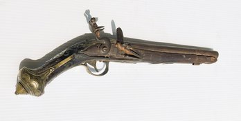 Mid 18th Century Spanish Military Flintlock Pistol With Brass Furniture