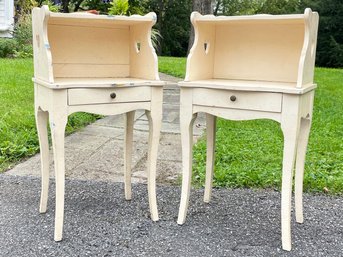 A Pair Of Vintage Painted Wood French Provincial Nightstands