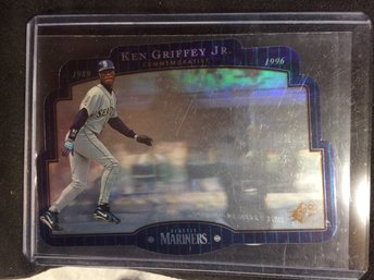 1996 Upper Deck SPx Ken Griffey Jr. Die Cut Insert Card - M