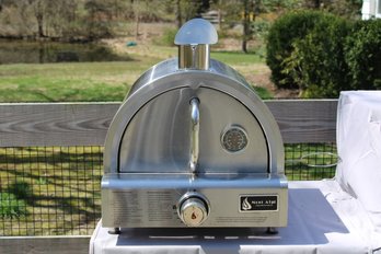 Like New Mont Alpi Outdoor Pizza Oven - Model Mapz1 10,000 BTU's