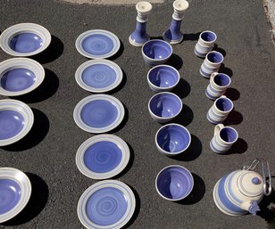 Pfaltzgraff Rio Pattern Dinnerware Set