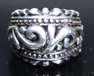 Fine Heavy Sterling Silver Scrollwork Ladies Ring Size 5