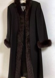 Stunning Vintage Lamb Wool Coat With Fox Fur Trim