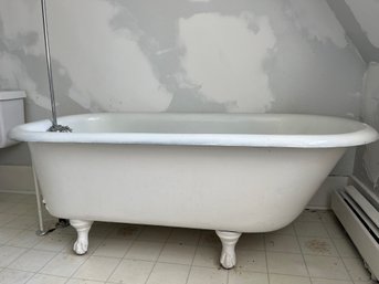 A Clawfoot Cast Iron Tub - By Standard - Bath O23