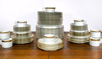 A Vintage Dinner Service For 12 C.H. Field Haviland, Limoges