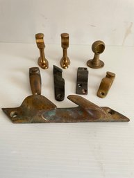 Vintage Lot Of Brass Bar Rail End Brackets & More