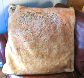 Pottery Barn Faux Fur Large Throw Pillow 3 Of 3