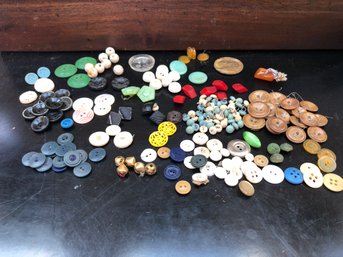 Beautiful Lot Of Vintage (antique?) Buttons (Lot 3)