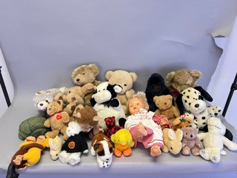 Large Lot Of Stuffed Animals