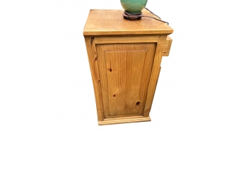 Small Knotty Pine End Table