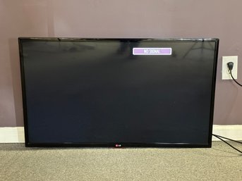 LG 42' LED 1080p TV