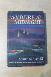 Mary Stewart Book Box W Several 1st Editions Including 1956 Wildfire At Midnight 1st