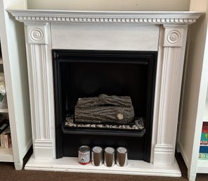 Gel Fireplace - White With Pillar Facade - Place In Any Room For Soft Ambiance And Real Heat