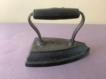 Vintage Cast Iron Hand Iron