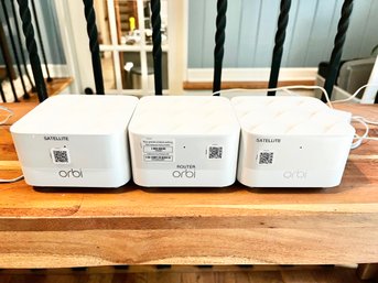 A Set Of ORBI RS10 Satellites With Router(Mesh System) (router Model 63)