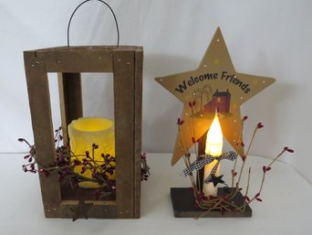 A Pairing Of Country Primitive Style Wooden Candle Holders - Working