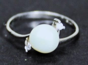 Sterling Silver Cultured Pearl Tiny Diamond Ladies Ring Size 7