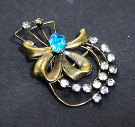 Vintage 1950s Gold Filled Rhinestone Brooch W Blue Stone