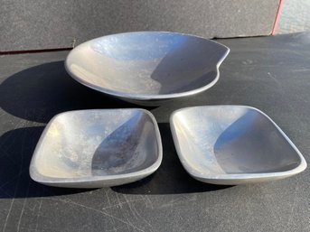 Vintage NAMBE Cast Aluminum MCM Dip And Chip Serving Bowls