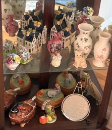 Contents Of Display Cabinet - Decor And Collectables