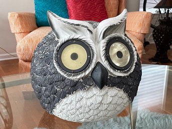 An Outdoor Owl Light