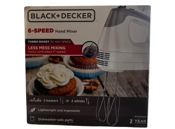 NIB! Black And Decker 6-speed Hand Mixer